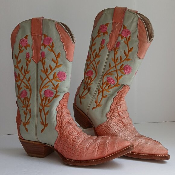 Pink Hornback Alligator SnipToe Boots Pink Roses Sewn on Cream Leather Sz 6 /23 - Picture 1 of 16